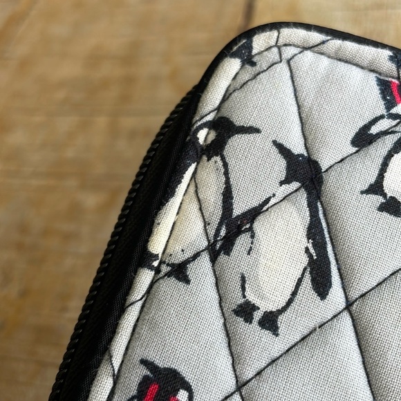 Vera Bradley women’s penguin wallet - Picture 4 of 9